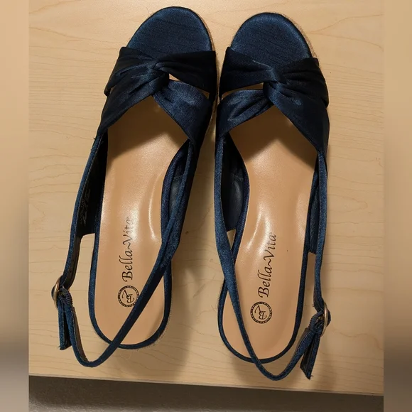 Bella Vita Navy Blue Espadrilles with Slingback and Open Toe - Picture 5 of 11